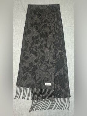 Amicale Cashmere Women's Charcoal Floral Knit Scarf 100% cashmere
